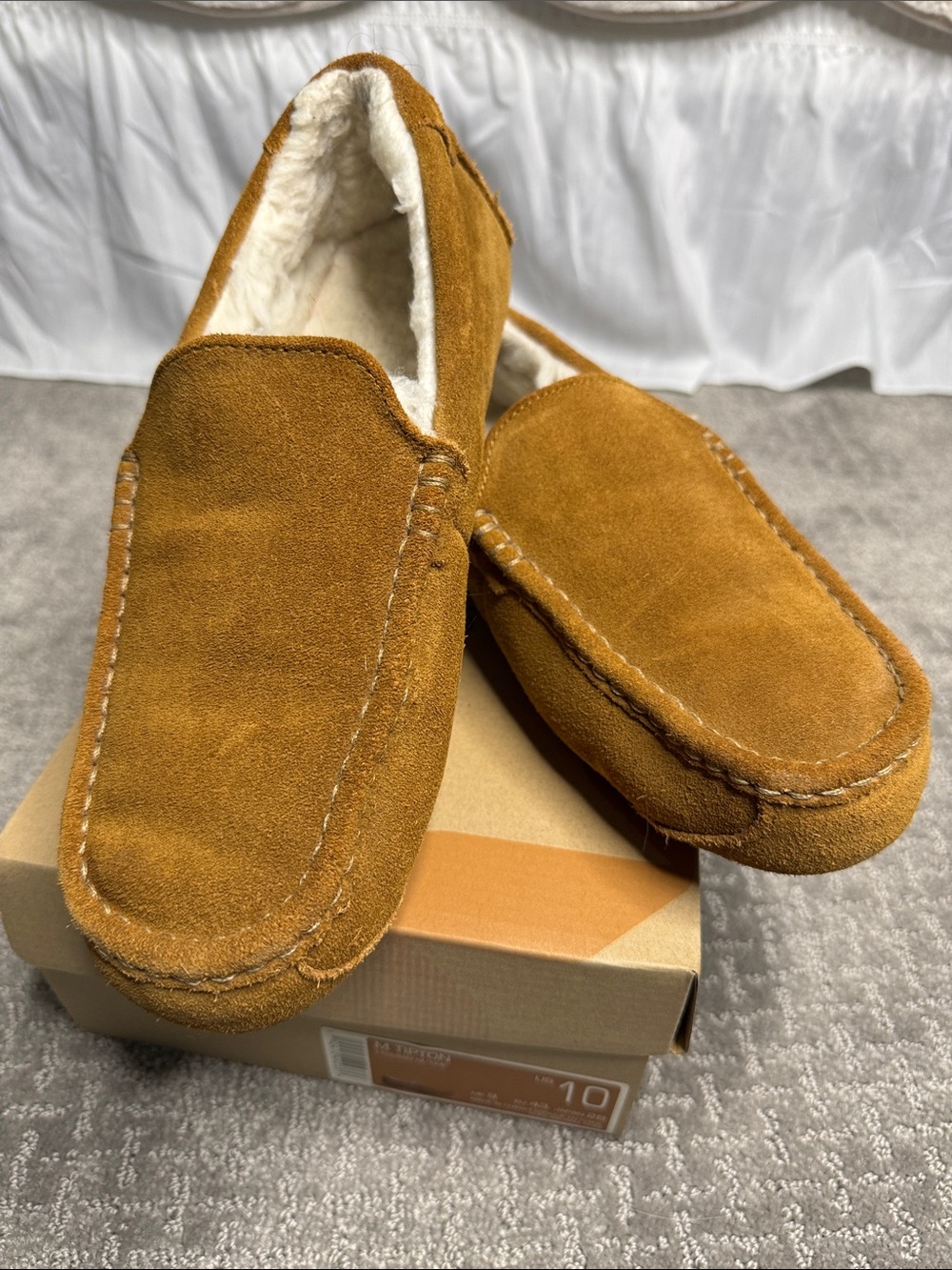 Koolaburra Tipton Men's Suede Slip-On Moccasins in Chestnut Brown